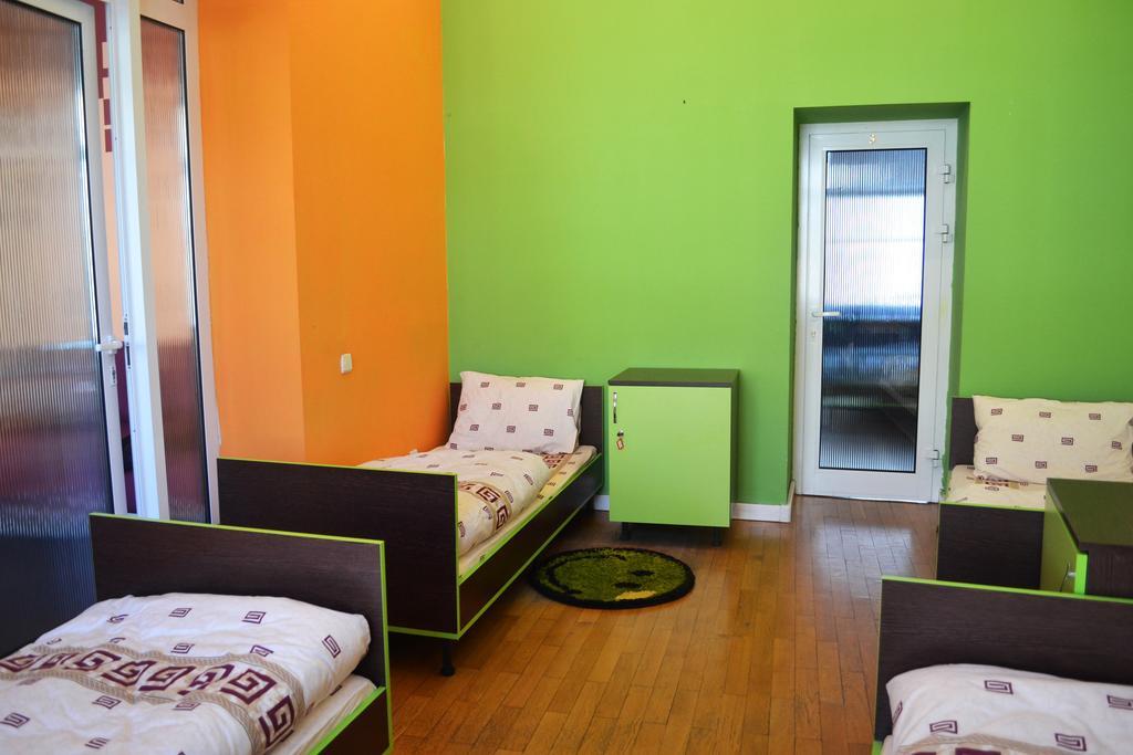 לבוב Wanted Hostel מראה חיצוני תמונה