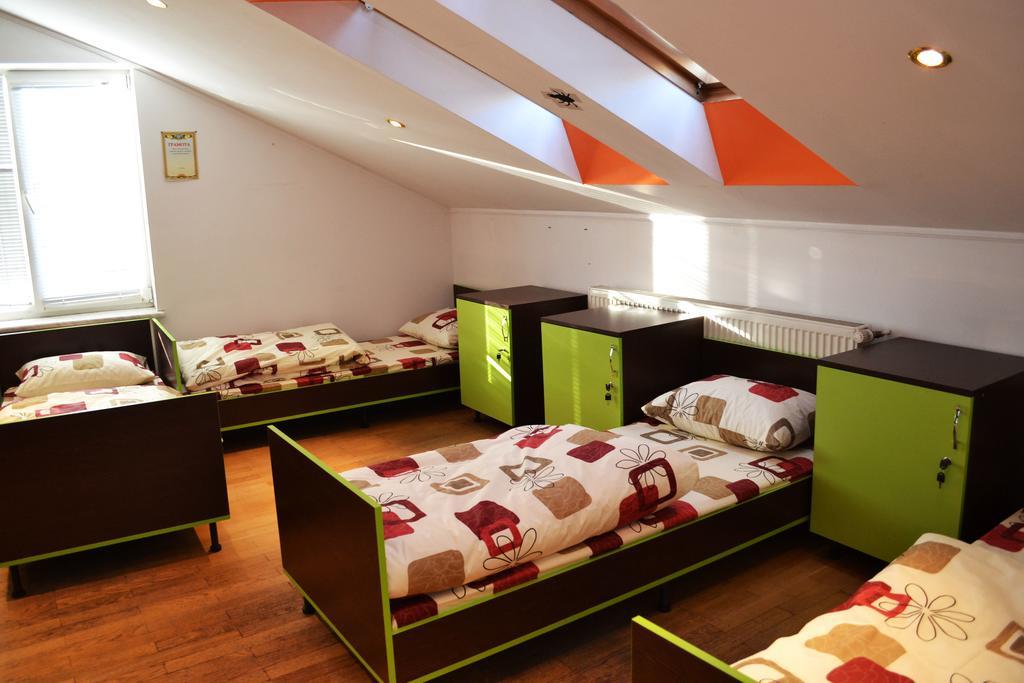 לבוב Wanted Hostel מראה חיצוני תמונה